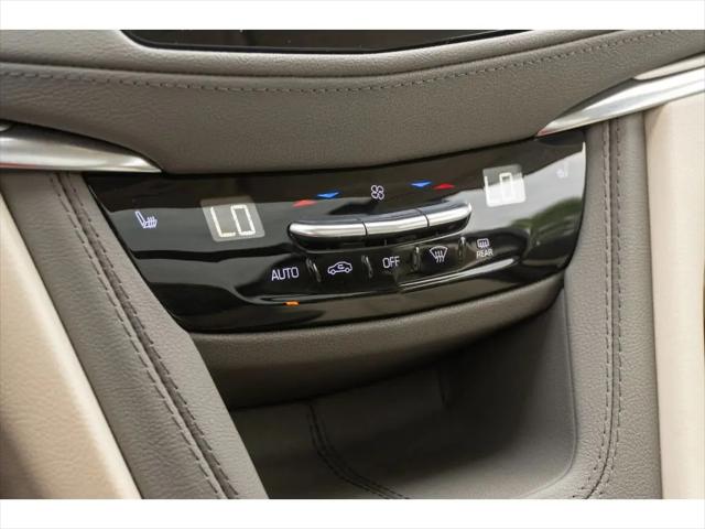 2024 Cadillac XT5 FWD Premium Luxury
