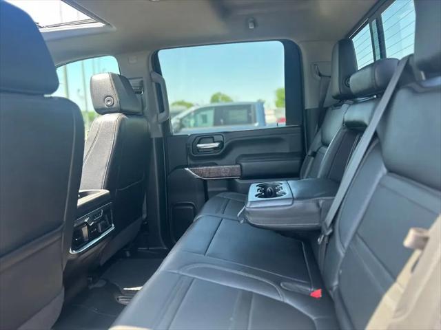 2023 GMC Sierra 3500HD 4WD Crew Cab Standard Bed Denali