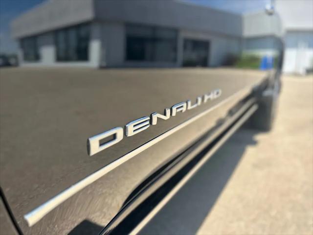 2023 GMC Sierra 3500HD 4WD Crew Cab Standard Bed Denali