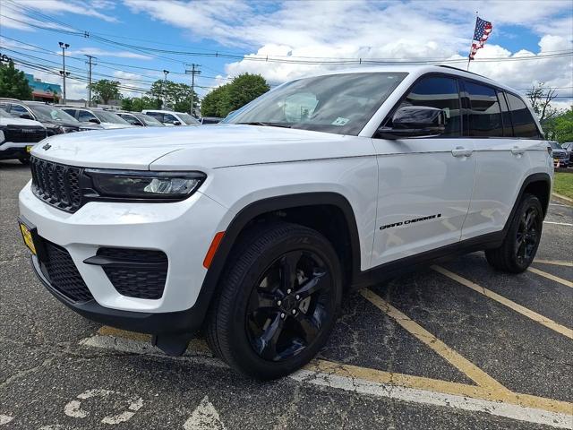 2025 Jeep Grand Cherokee Altitude X 4x4