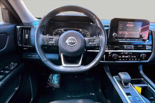 2022 Nissan Pathfinder SV 4WD