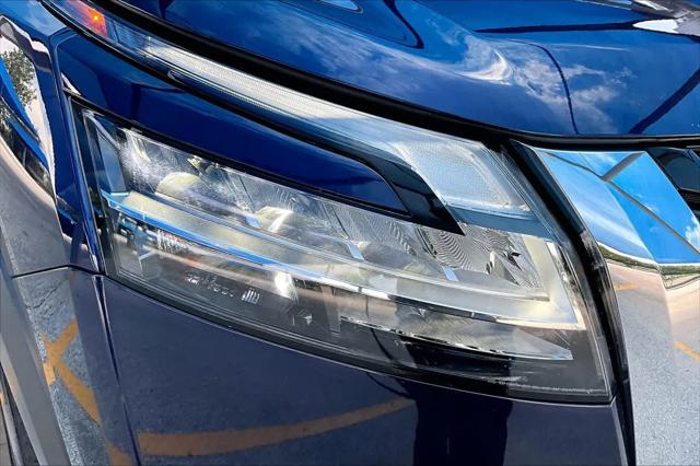 2022 Nissan Pathfinder SV 4WD