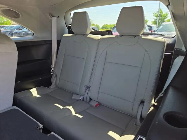 2016 Acura MDX Technology & AcuraWatch Plus Packages