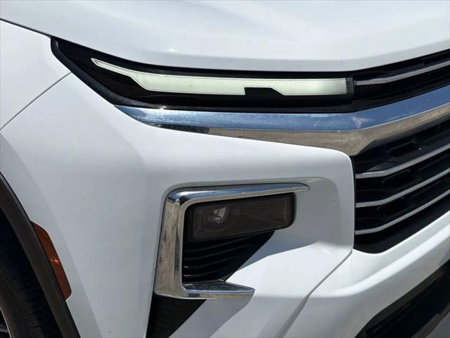 2025 Chevrolet Traverse AWD LT