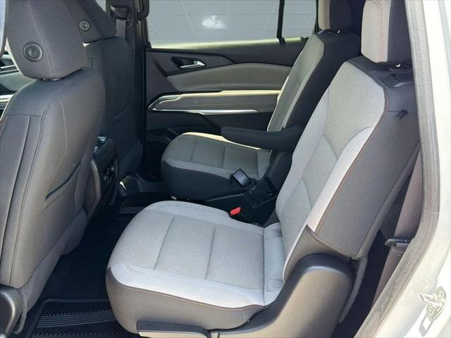 2025 Chevrolet Traverse AWD LT
