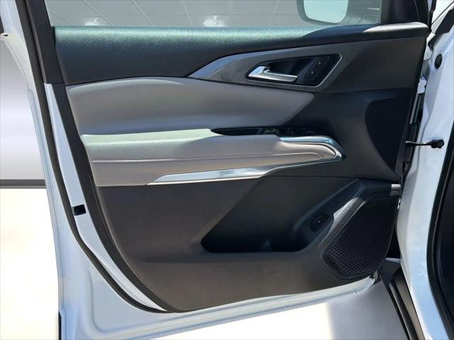 2025 Chevrolet Traverse AWD LT