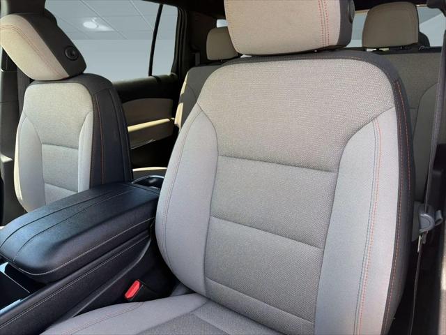 2025 Chevrolet Traverse AWD LT