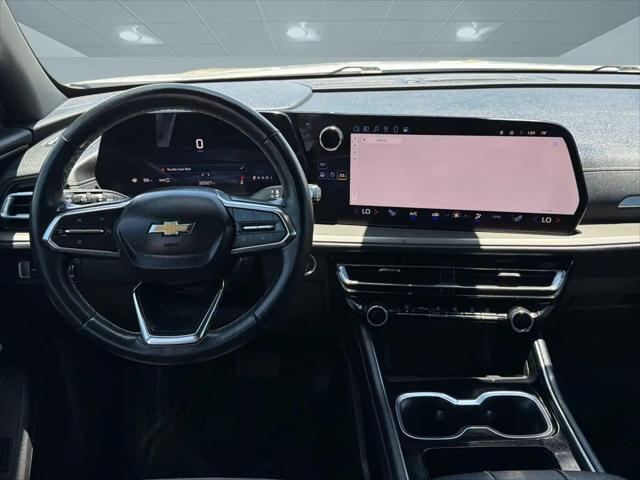 2025 Chevrolet Traverse AWD LT