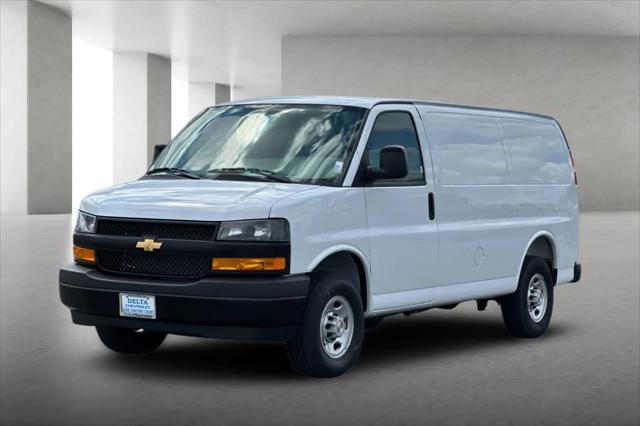 2026 Chevrolet Express Cargo Van 2500 Regular Wheelbase, WT, RWD