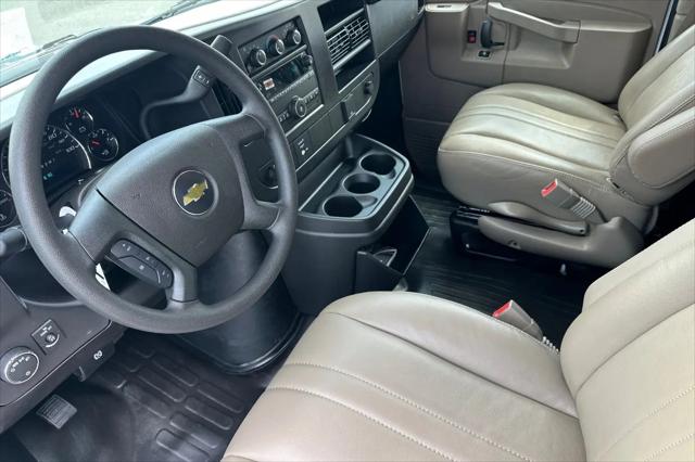 2026 Chevrolet Express Cargo Van 2500 Regular Wheelbase, WT, RWD