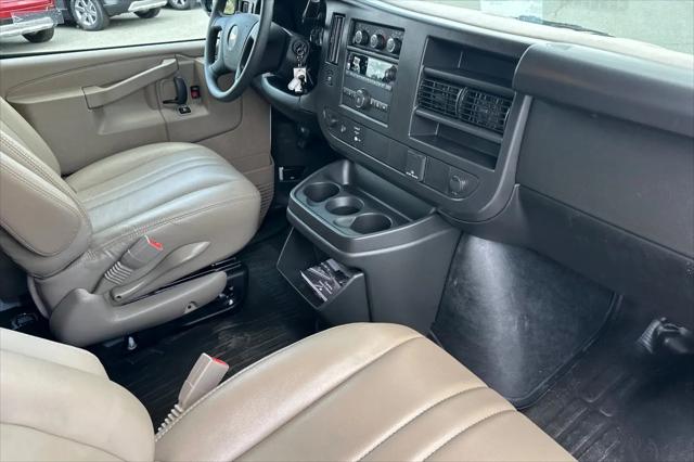 2026 Chevrolet Express Cargo Van 2500 Regular Wheelbase, WT, RWD