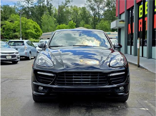 2013 Porsche Cayenne GTS