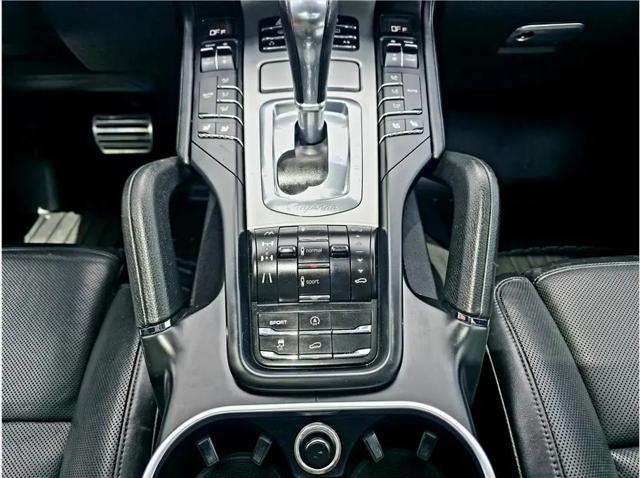2013 Porsche Cayenne GTS