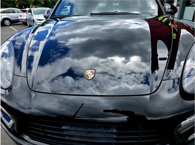 2013 Porsche Cayenne GTS