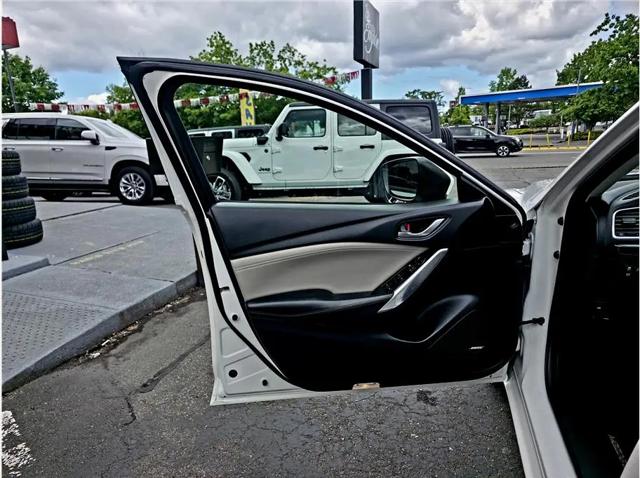 2015 Mazda Mazda6 i Touring