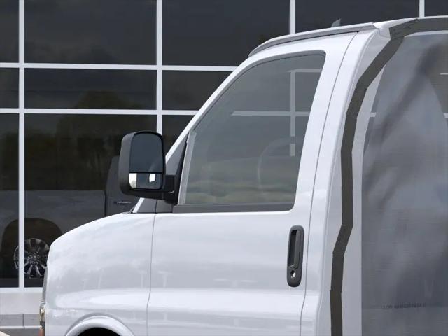 2025 Chevrolet Express Cutaway Work Van