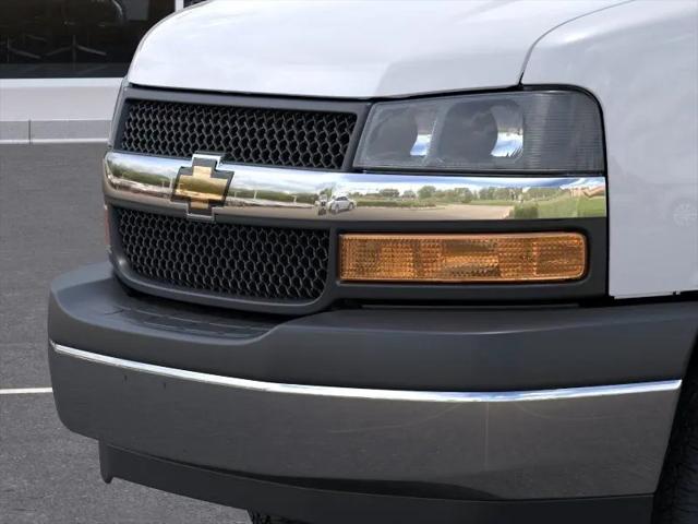 2025 Chevrolet Express Cutaway Work Van
