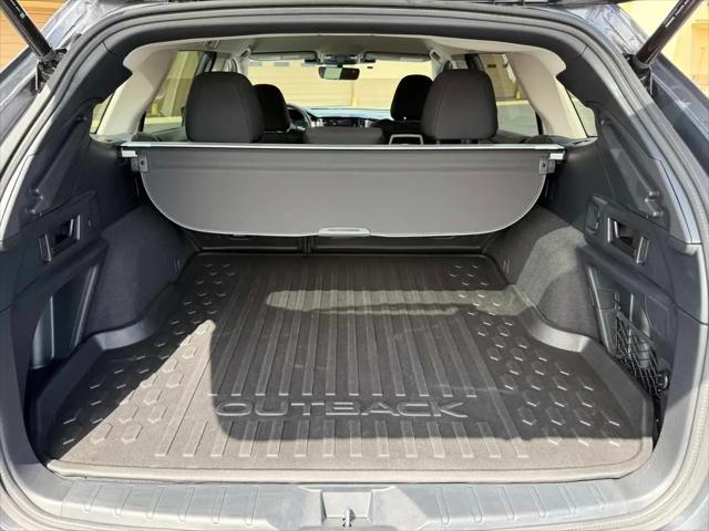2025 Subaru Outback Premium