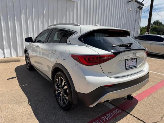 2019 INFINITI QX30 ESSENTIAL