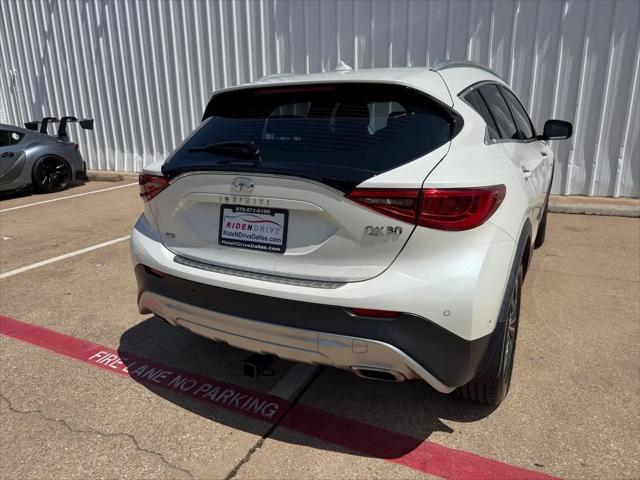 2019 INFINITI QX30 ESSENTIAL