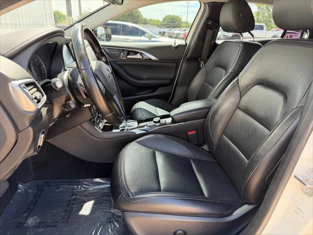 2019 INFINITI QX30 ESSENTIAL