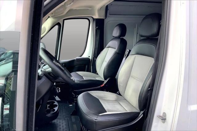 2024 Ram ProMaster 2500 Cargo Van Tradesman High Roof 159" WB w/Pass Seat