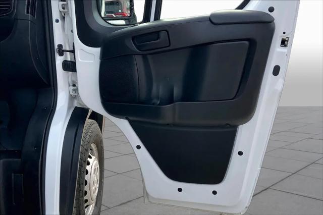 2024 Ram ProMaster 2500 Cargo Van Tradesman High Roof 159" WB w/Pass Seat