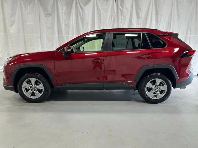 2025 Toyota RAV4 Hybrid XLE