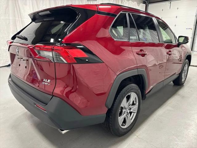 2025 Toyota RAV4 Hybrid XLE