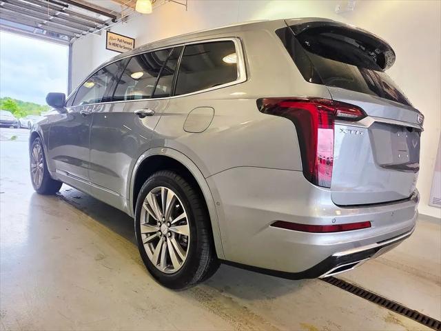 2025 Cadillac XT6 FWD Premium Luxury