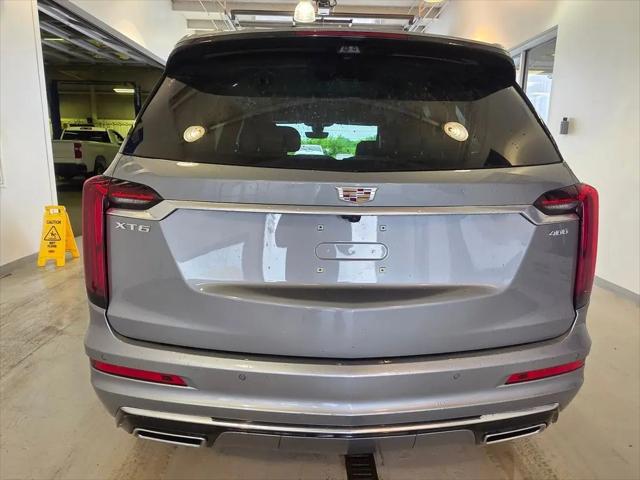 2025 Cadillac XT6 FWD Premium Luxury