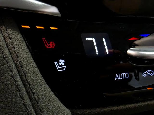 2025 Cadillac XT6 FWD Premium Luxury