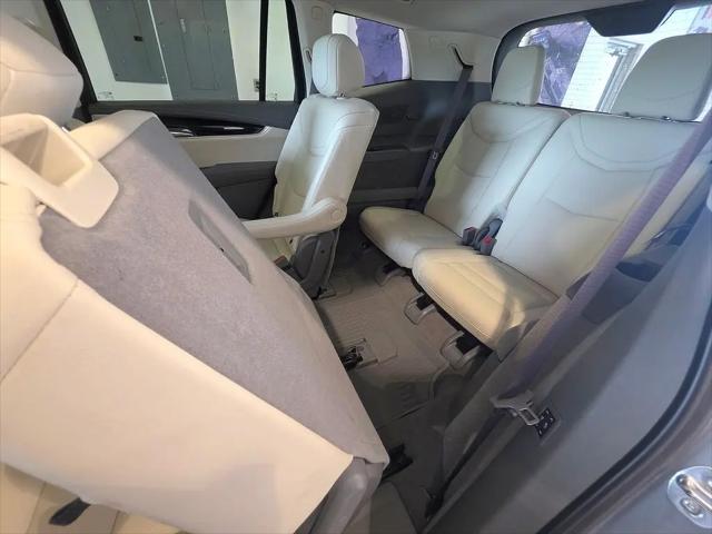 2025 Cadillac XT6 FWD Premium Luxury