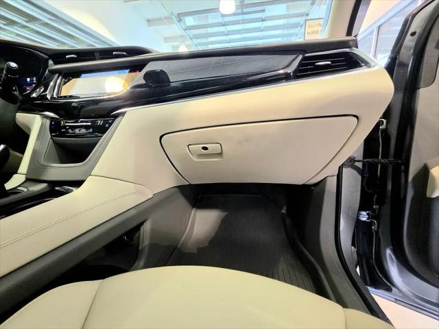 2025 Cadillac XT6 FWD Premium Luxury