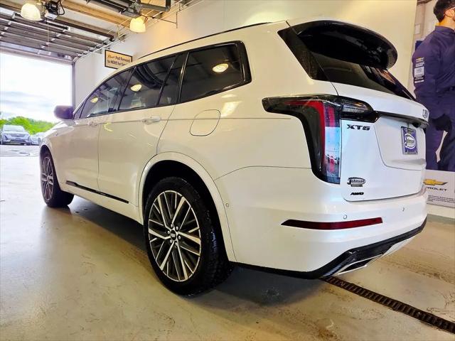 2023 Cadillac XT6 AWD Sport