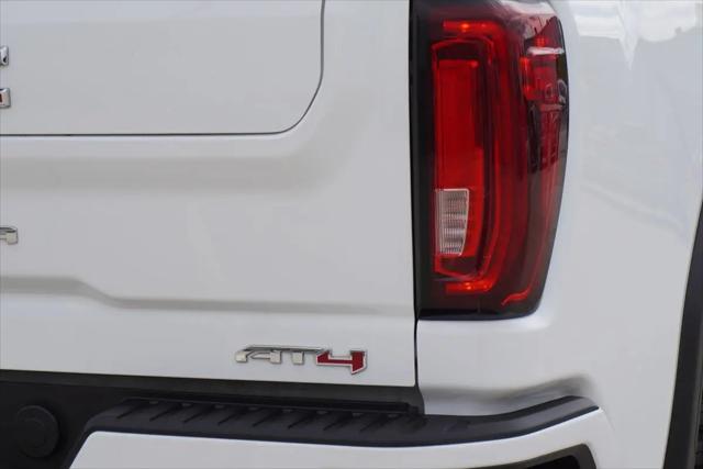 2023 GMC Sierra 2500HD 4WD Crew Cab Standard Bed AT4