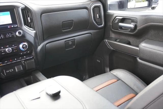2023 GMC Sierra 2500HD 4WD Crew Cab Standard Bed AT4