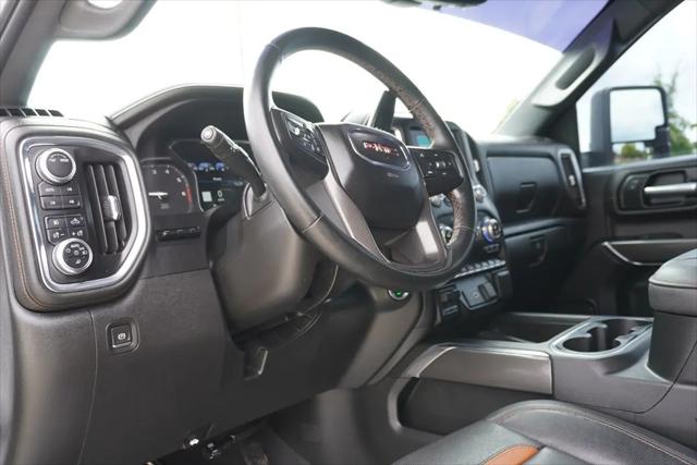 2023 GMC Sierra 2500HD 4WD Crew Cab Standard Bed AT4