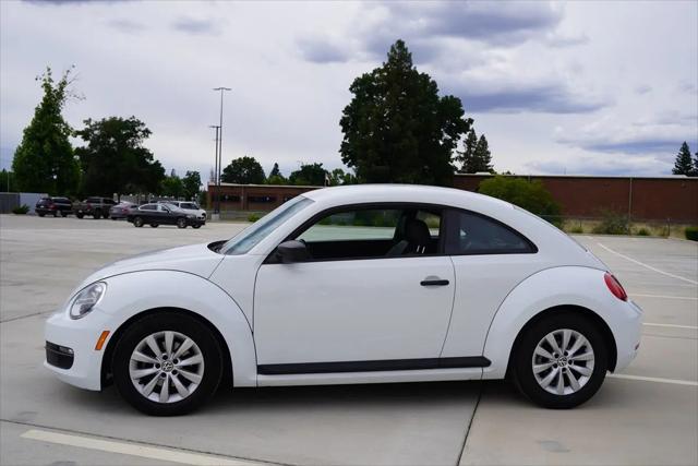 2015 Volkswagen Beetle 1.8T Fleet Edition
