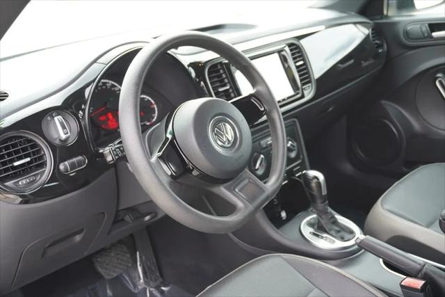 2015 Volkswagen Beetle 1.8T Fleet Edition