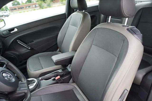 2015 Volkswagen Beetle 1.8T Fleet Edition