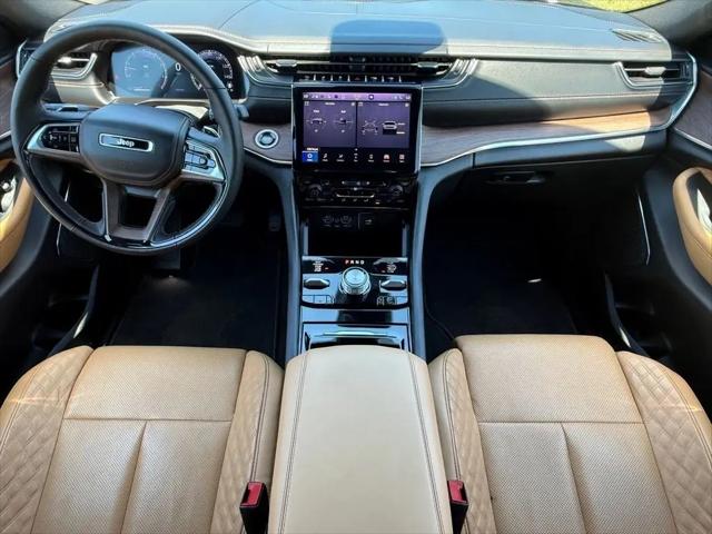2025 Jeep Grand Cherokee Summit 4x4