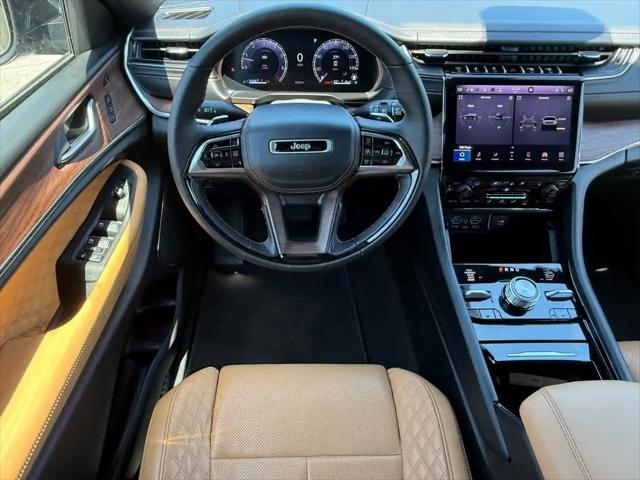 2025 Jeep Grand Cherokee Summit 4x4