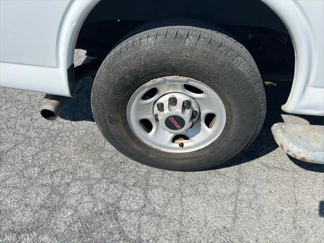 2020 GMC Savana Cargo RWD 2500 Regular Wheelbase Work Van
