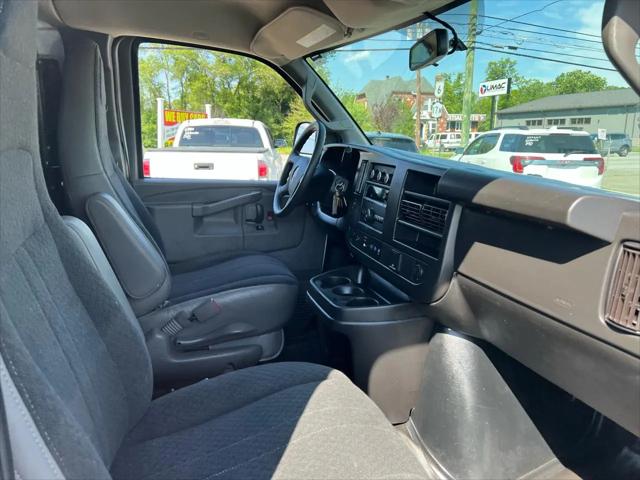 2020 GMC Savana Cargo RWD 2500 Regular Wheelbase Work Van
