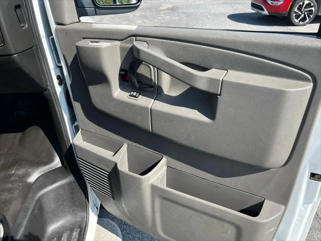 2020 GMC Savana Cargo RWD 2500 Regular Wheelbase Work Van