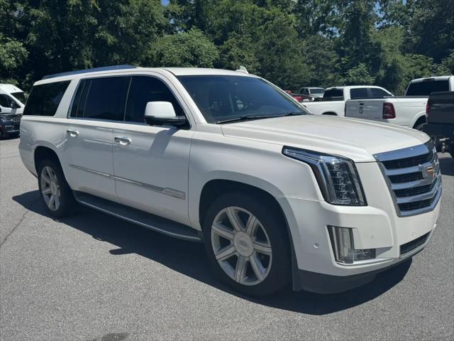 2017 Cadillac Escalade ESV Luxury