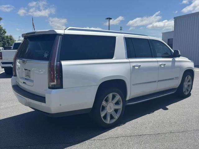 2017 Cadillac Escalade ESV Luxury
