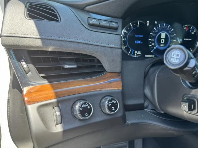 2017 Cadillac Escalade ESV Luxury