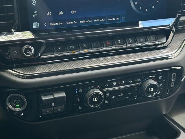 2023 Chevrolet Silverado 1500 4WD Crew Cab Short Bed ZR2